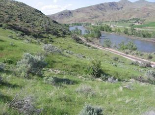 1 E Gatfield Rd, Emmett, ID 83617