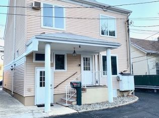 37 Main St APT D, Bloomingdale, NJ 07403