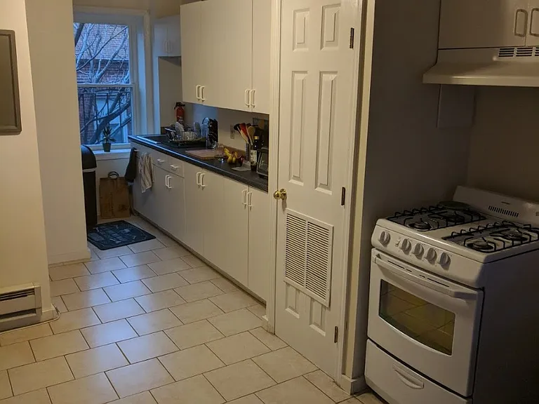 37 Cooper St #3F — Photo 4