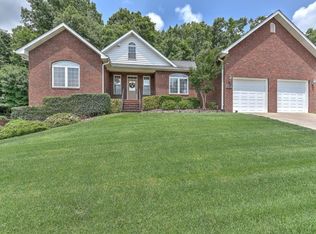 229 Michaels Ridge Blvd, Johnson City, TN 37615