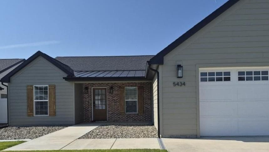 1st image of 5434 Apple Rose Ln