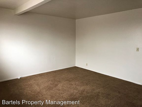 3rd image of 5105B Panama Ave #5105B