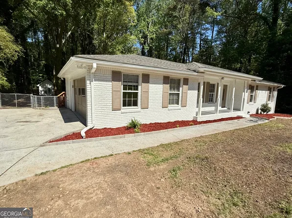 2646 Pamela Dr, Snellville, GA 30078