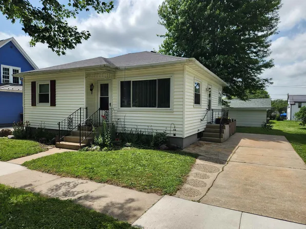 1140 N Park St, Richland Center, WI 53581