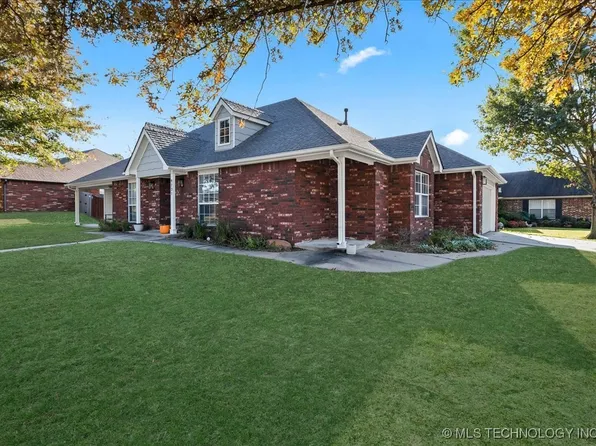 9731 N 100th Ave E, Owasso, OK 74055