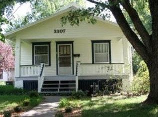 2207 SW Kenilworth Ct, Topeka, KS 66606