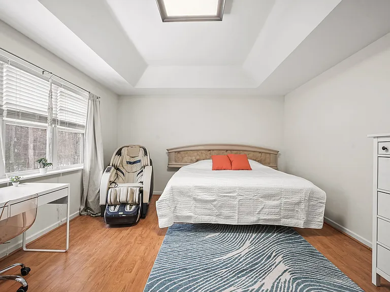 7 Sanctuary Dr — Photo 15