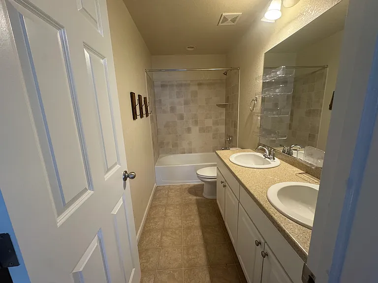 569 Cheyenne Dr — Photo 17