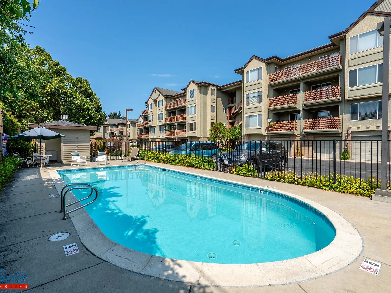 2 bed, 769 sqft, $3,345 — Photo 2