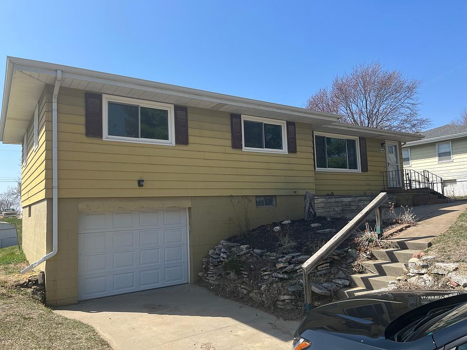 1st image of 7818 S 36th St