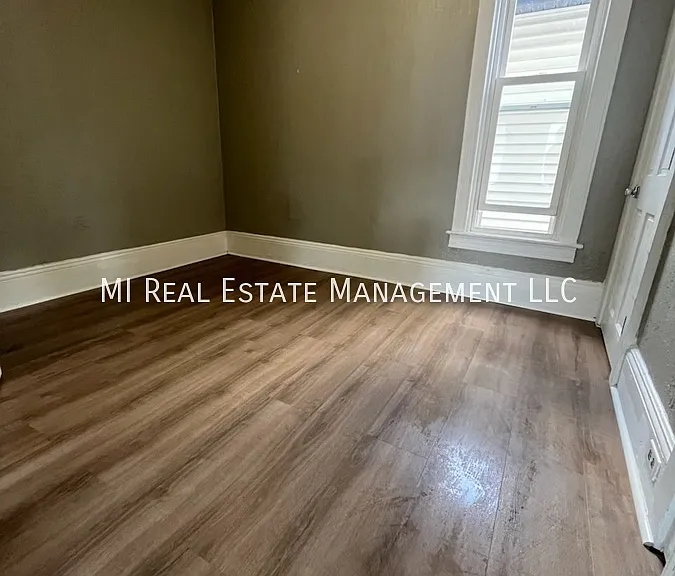 342 Marion Ave NW #2 — Photo 9