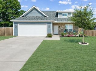 608 Porcupine Dr, Springtown, TX 76082