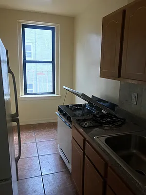 Rented by PMG Real Estate  | media 4