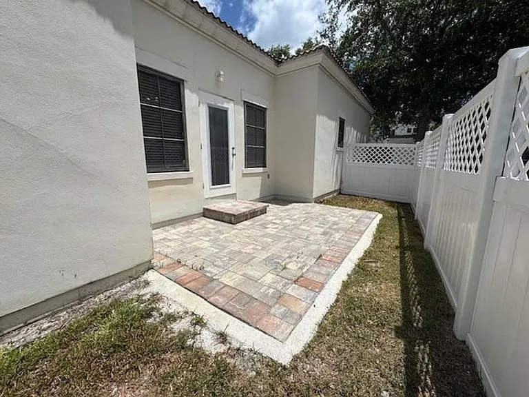906 Pawstand Rd — Photo 26