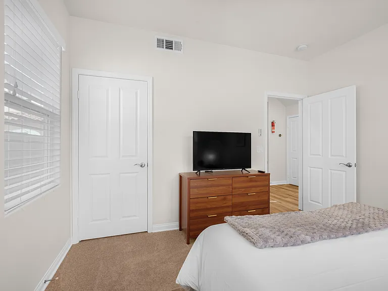 679 Nile River Dr — Photo 11