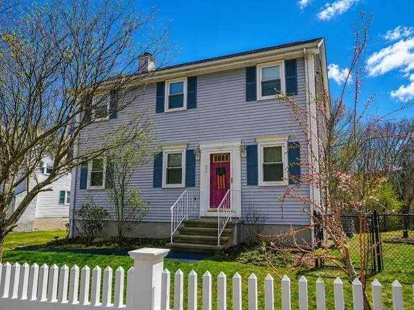 93-93 Lexington St #A, Burlington, MA 01803