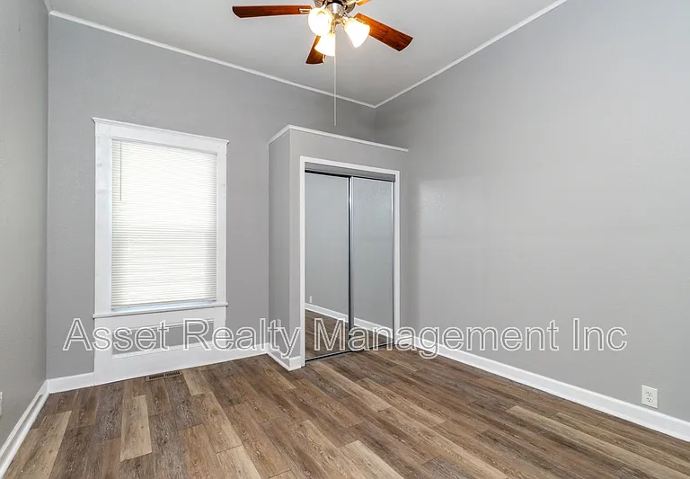 2638 Barton St — Photo 17