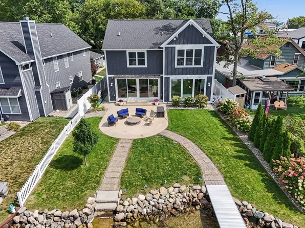 2138 Ames Dr, Portage, MI 49002