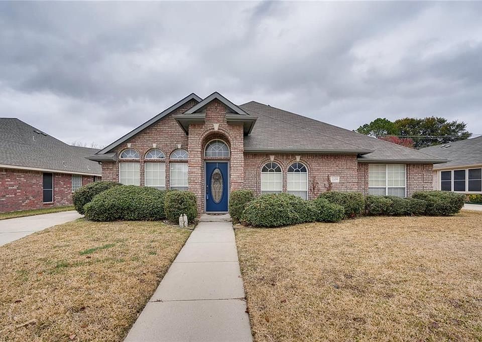 1st image of 1109 Oakgrove Ln