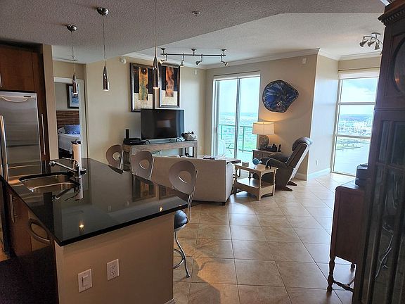 3rd image of 1431 Riverplace Blvd APT 3207