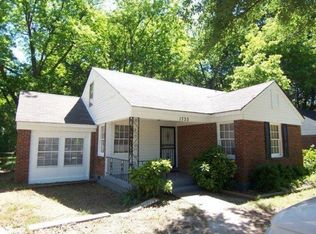 1733 Osborn Dr, Memphis, TN 38127