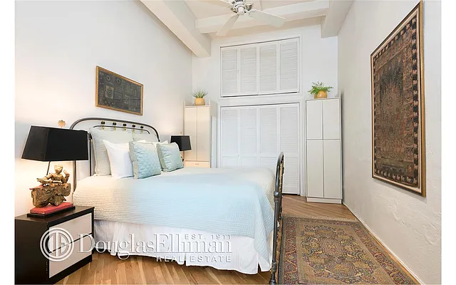 Sold by Douglas Elliman | media 24