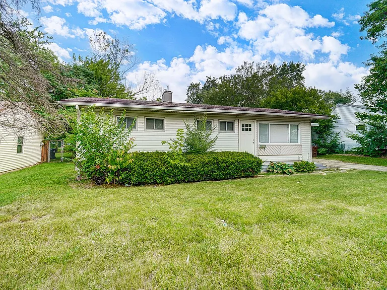 4025 Haney Rd — Photo 3