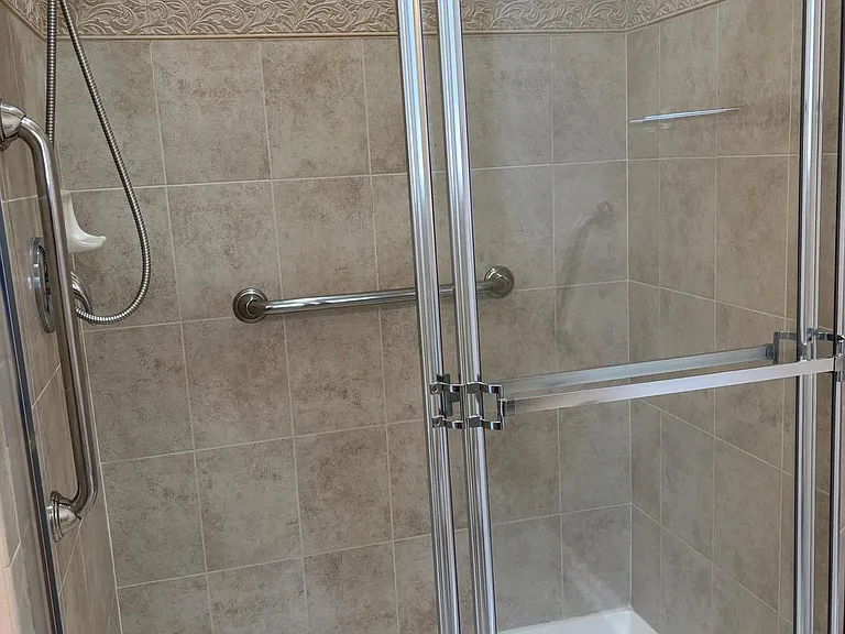 1321 Sierra Dr — Photo 35