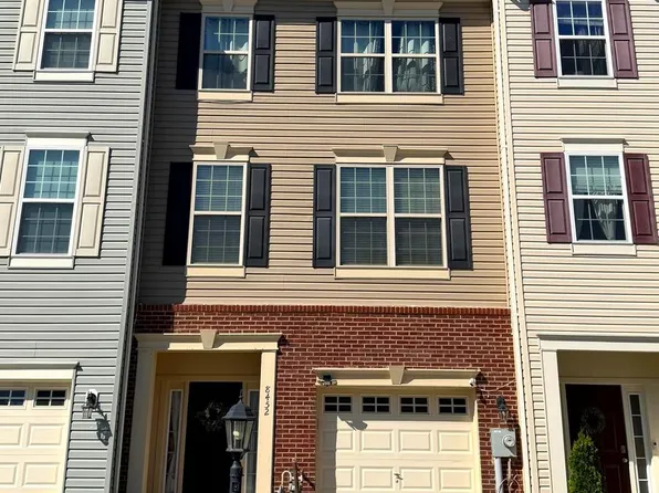 8452 Randell Ridge Rd, Frederick, MD 21704