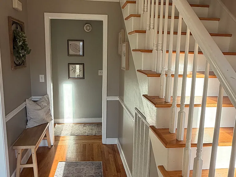8302 James Robertson Ct — Photo 6