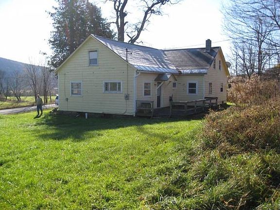 2nd image of 1601 County Highway 26