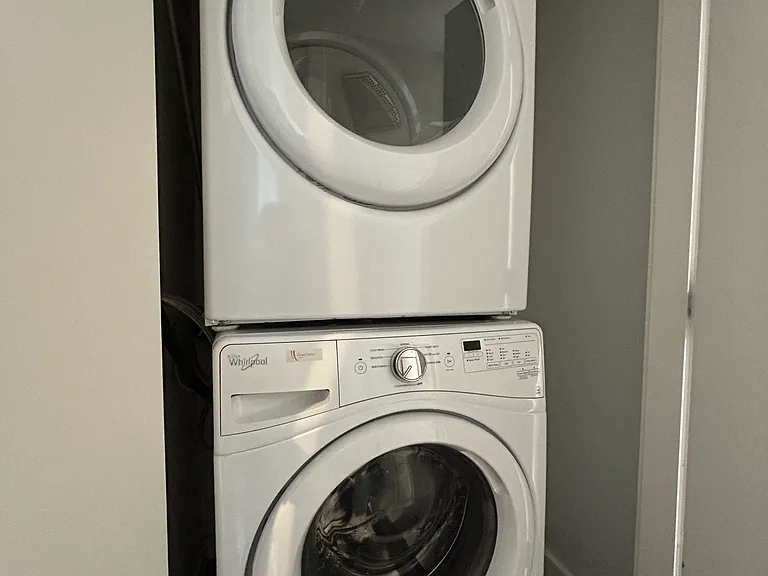 8189 Cambie St #1606 — Photo 8