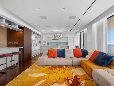 9999 Collins Ave APT 12E, Bal Harbour, FL, 33154