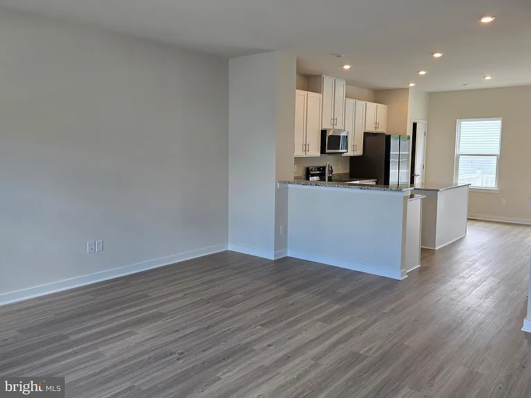 115 Boone Ct — Photo 12
