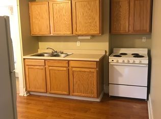 130/132 Maholm St, Newark, OH 43055