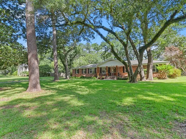 2328 Limerick Dr, Tallahassee, FL 32309