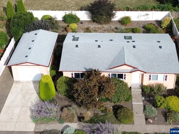 1922 Cottontail Ct NE, Salem, OR 97305