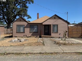 226 NW Wade St, Estacada, OR 97023