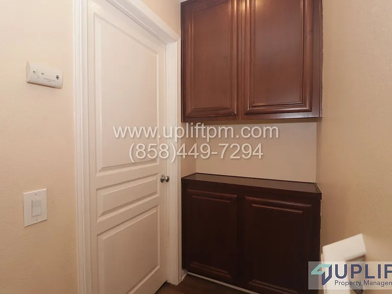 4300 Newton Ave #65 — Photo 12