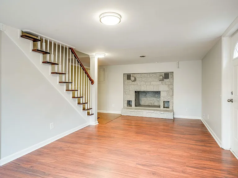 539 Northcrest Dr — Photo 25