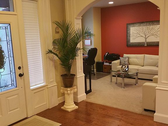 3rd image of 1713 NE 72nd Cir