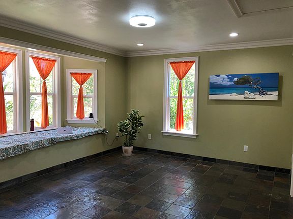 5th image of 3615 Groesbeck Hill Dr