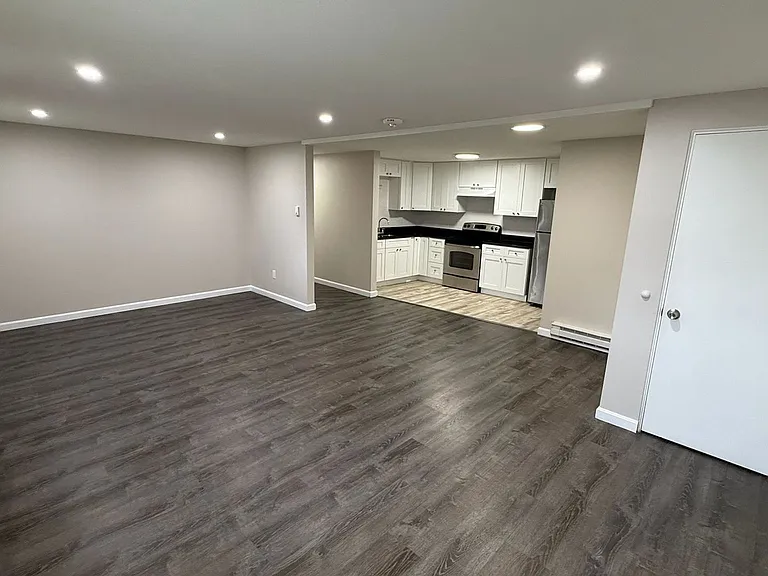 310 Thompson Road LLC — Photo 3