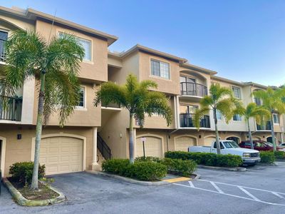 300 Crestwood Court N #309, Royal Palm Beach, FL, 33411