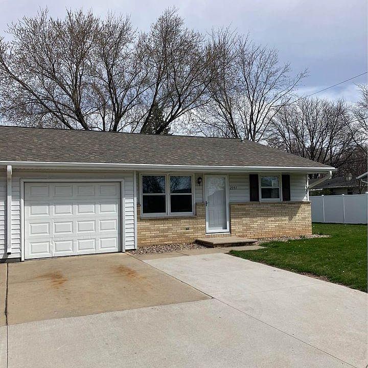 1st image of 2957 Jauquet Dr
