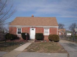 103 Delaware Dr, New Castle, DE 19720