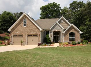 7605 Abbey Glen Dr, Cumming, GA 30028