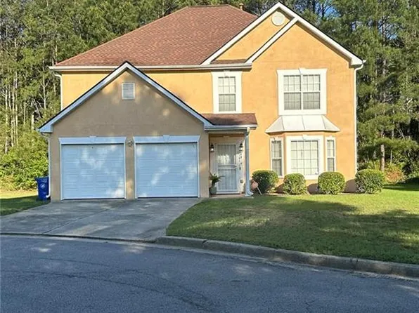 5681 Winchester Pl, Lithonia, GA 30038