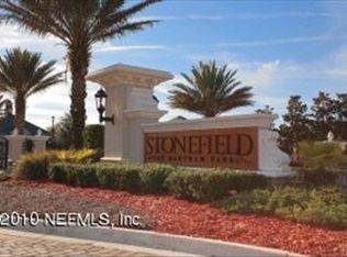 5725 Parkstone Crossing Dr, Jacksonville, FL 32258
