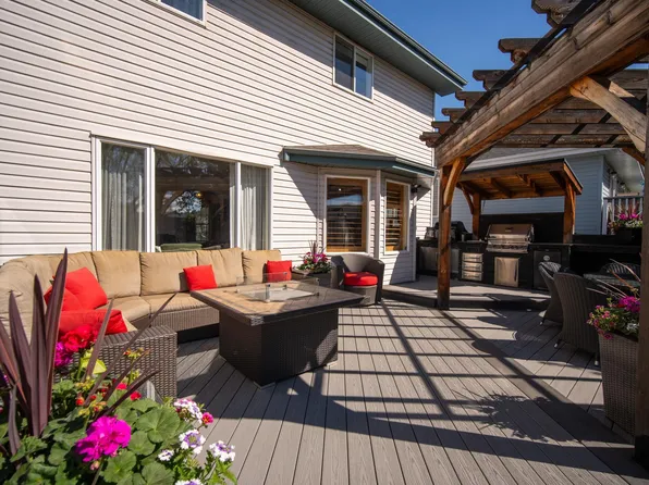 15 Westwood Grn, Fort Saskatchewan, AB T8L 4G3